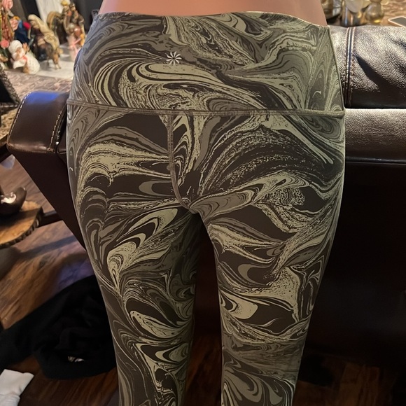 Athleta 🤩 - Picture 5 of 5